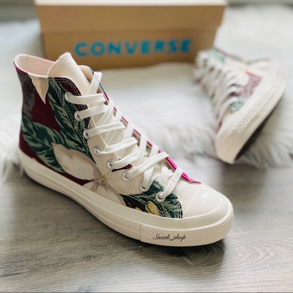 Converse Shoes - NWT Converse Chuck Taylor All Star Women’s Shoes